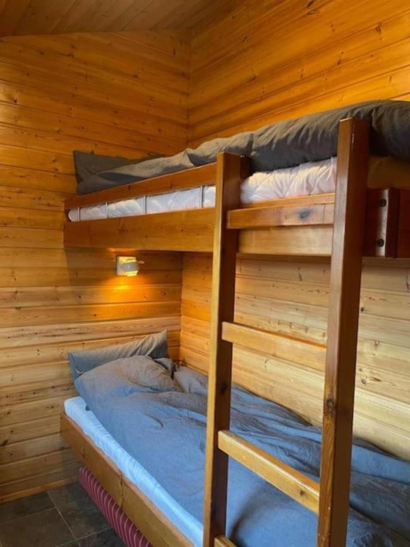 Cozy 2 Bedroom Cottage With Hot Tub アークレイリ エクステリア 写真