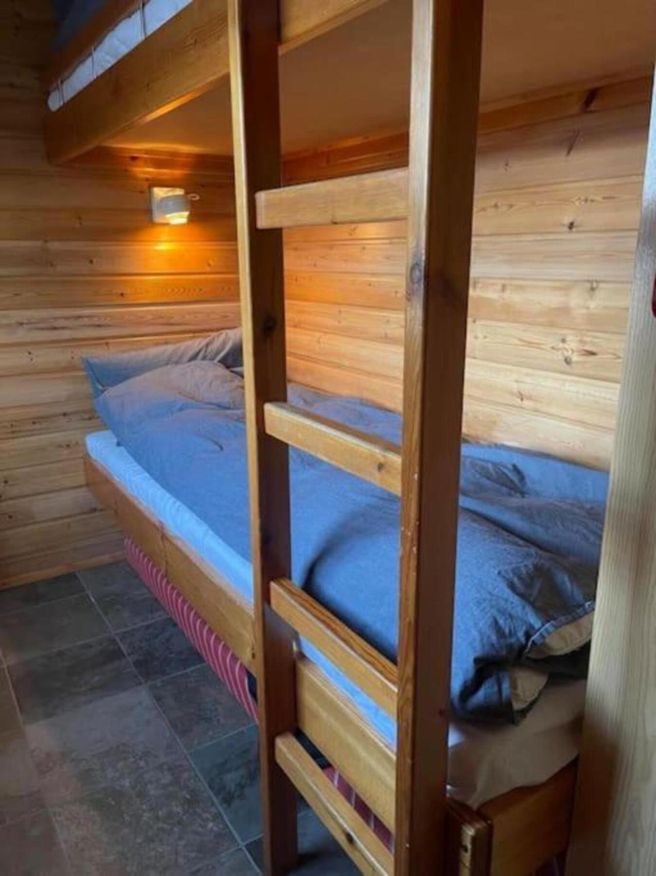 Cozy 2 Bedroom Cottage With Hot Tub アークレイリ エクステリア 写真